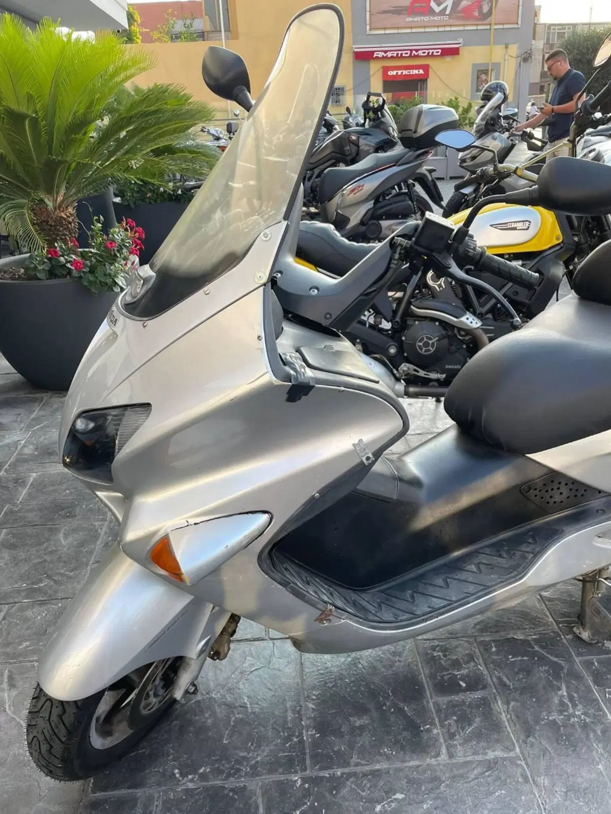 Honda Jazz 250 (2001 - 06) (10)