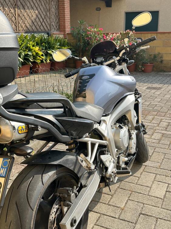 Yamaha FZ6 (2004 - 07) (3)