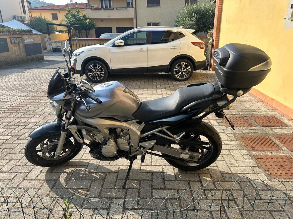 Yamaha FZ6 (2004 - 07) (5)