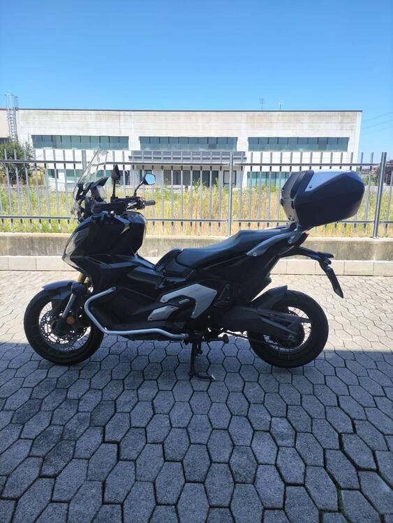 Honda X-ADV 750 DCT Adventure (2021 - 24) (2)