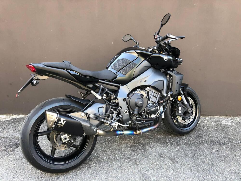 Yamaha MT-10 (2022 - 25) (2)