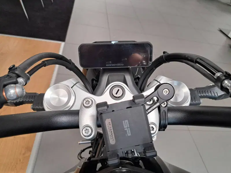 Bmw R 12 (2024 - 26) (4)