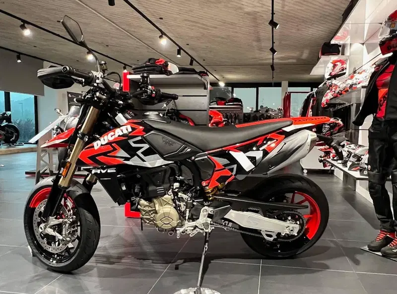 Ducati Hypermotard 698 Mono RVE (2024 - 26) (3)