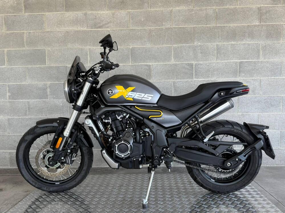 Voge Trofeo 525ACX Scrambler (2023 - 25) (2)