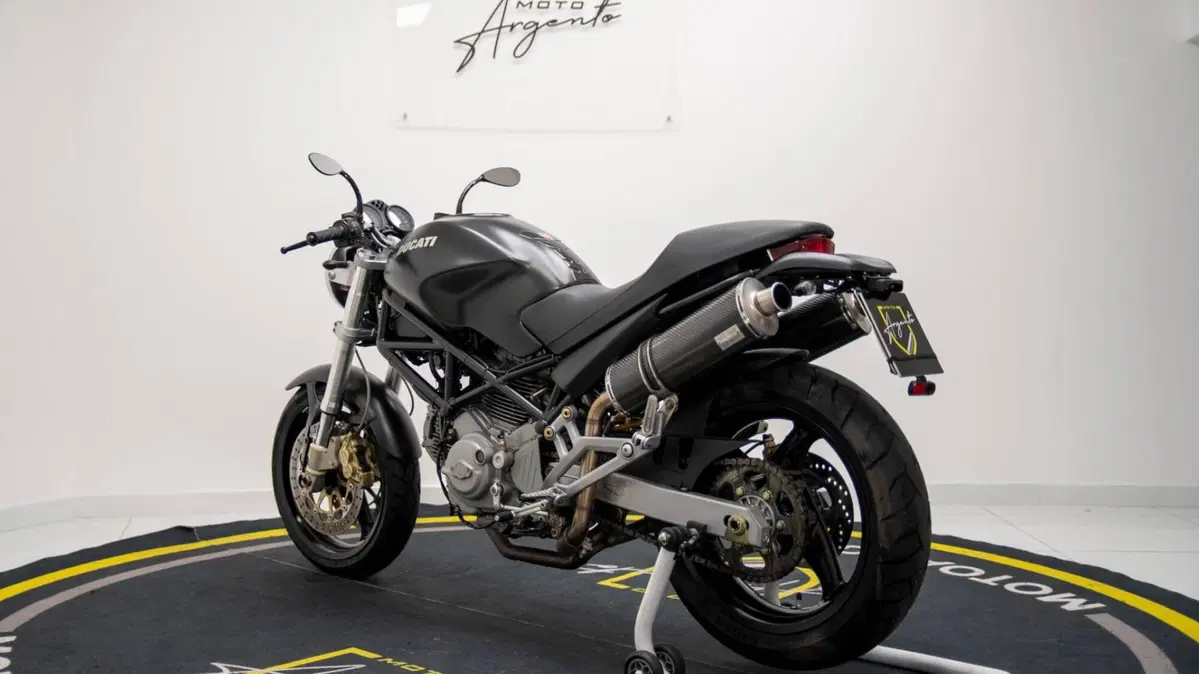 Ducati Monster 620 (2003 - 06) (9)