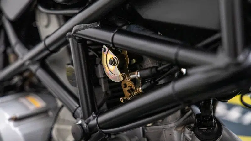 Ducati Monster 620 (2003 - 06) (17)