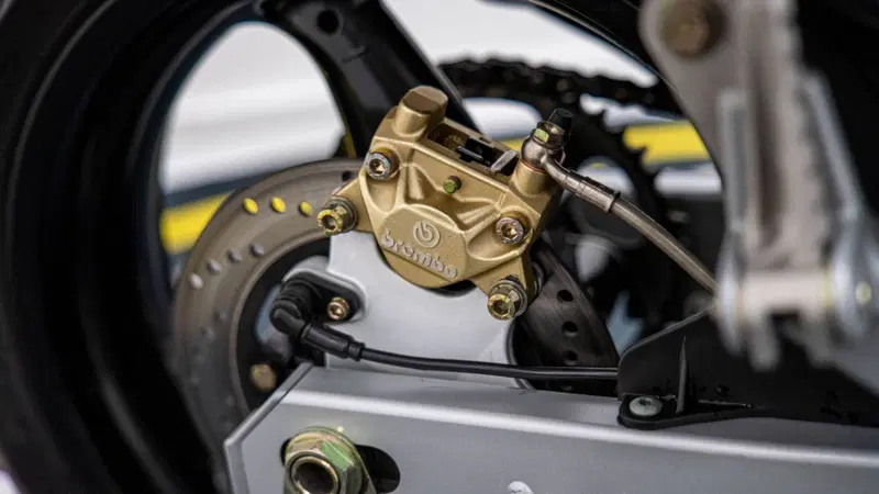 Ducati Monster 620 (2003 - 06) (18)