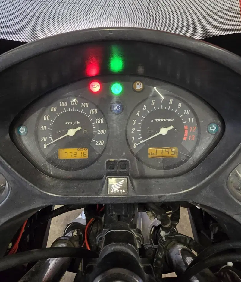 Honda CBF 600 (2004 - 06) (6)