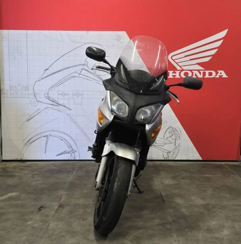 Honda CBF 600 (2004 - 06) (2)