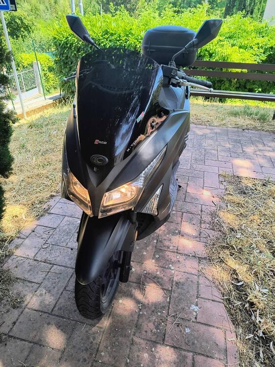 Kymco X-Town 300i ABS (2016 - 20) (3)