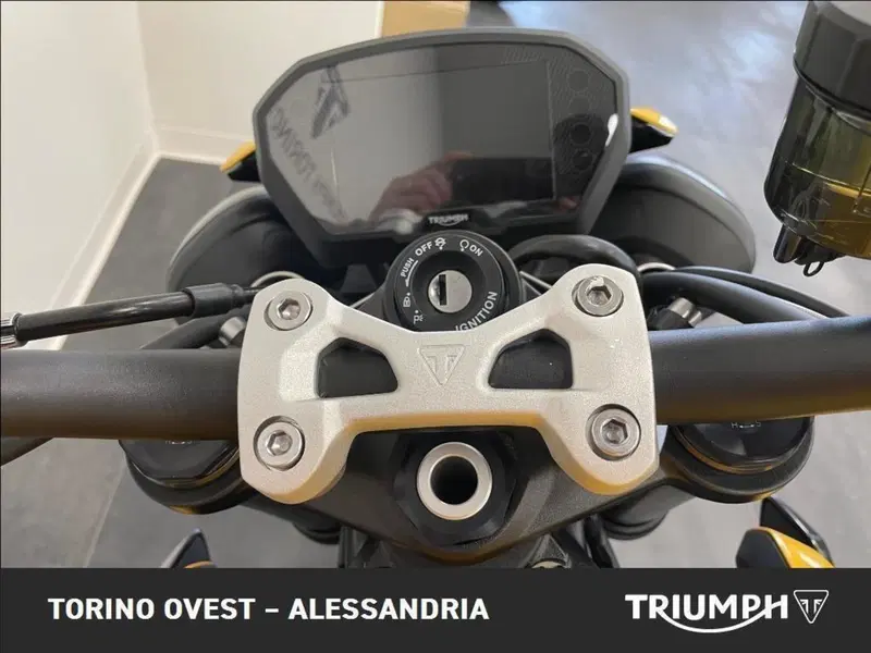 Triumph Street Triple 765 RS (2023 - 26) (6)