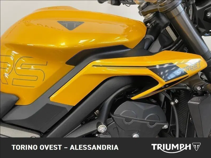 Triumph Street Triple 765 RS (2023 - 26) (11)