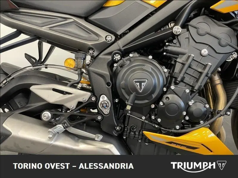 Triumph Street Triple 765 RS (2023 - 26) (9)