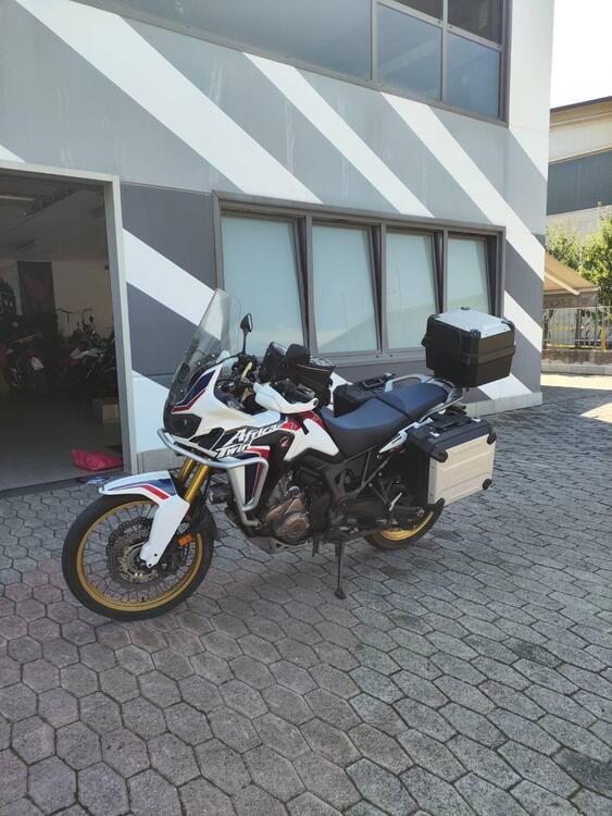 Honda Africa Twin CRF 1000L DCT ABS Travel Edition (2016 - 17)