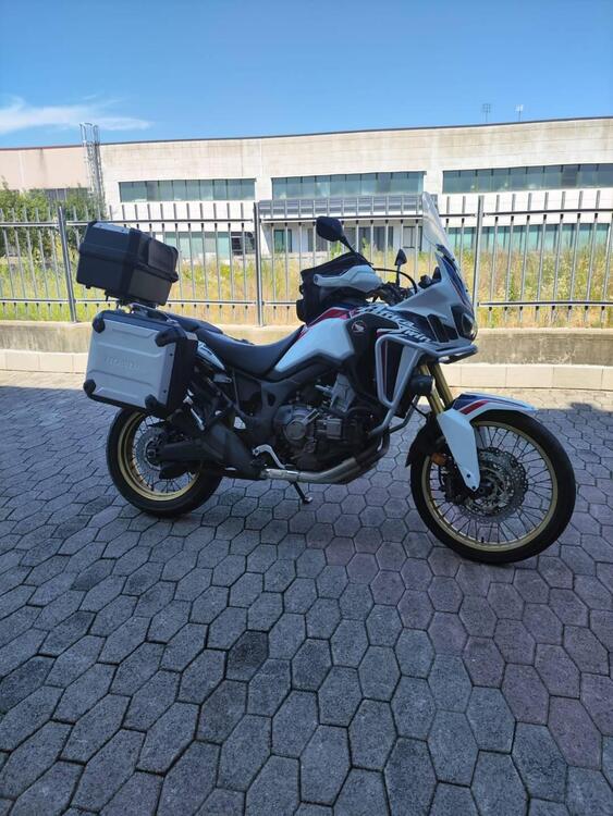 Honda Africa Twin CRF 1000L DCT ABS Travel Edition (2016 - 17) (2)