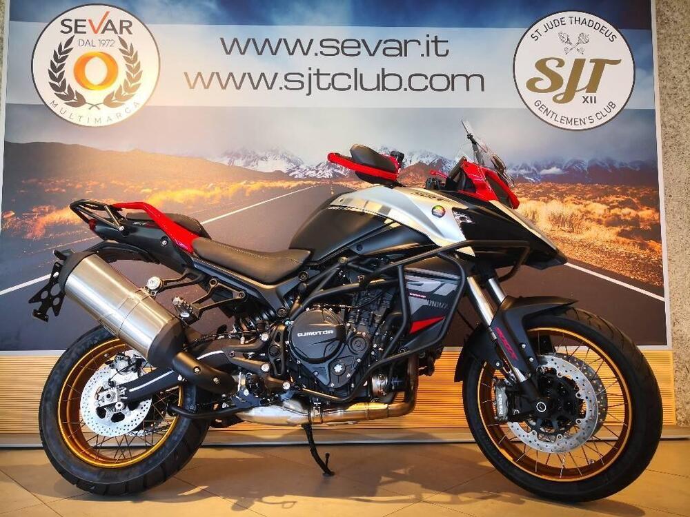 QJ Motor SRT 900 SX (2025)