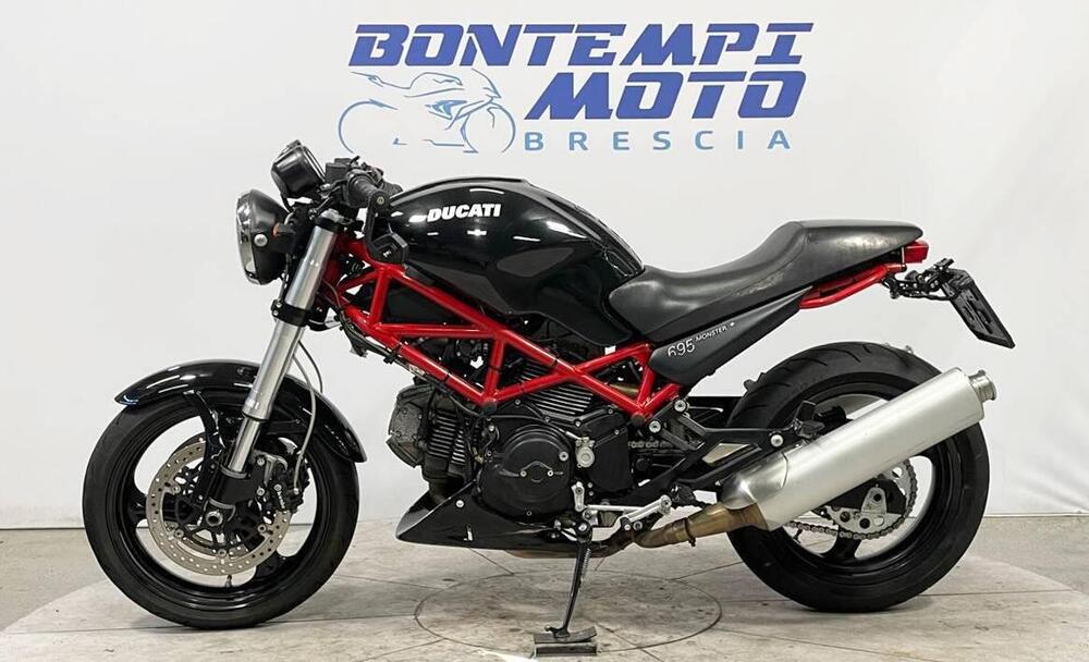 Ducati Monster 695 (2006 - 08) (2)