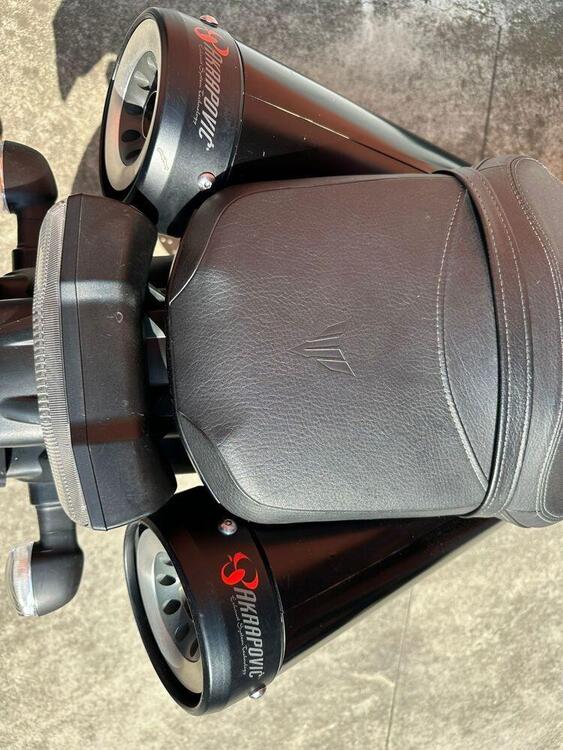 Yamaha MT-01 (2005- 11) (5)