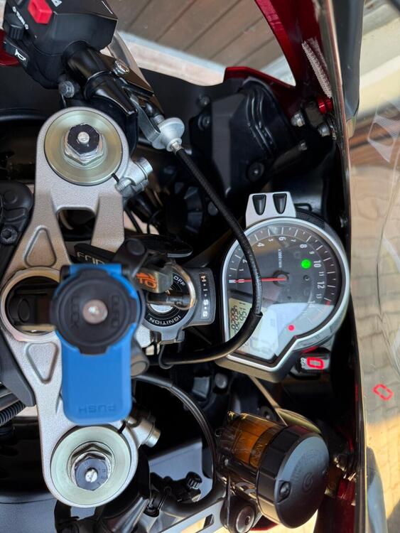 Honda CBR 1000 RR Fireblade (2008 - 11) (3)