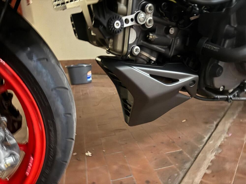 Ducati Monster 937 + (2021 - 25) (4)