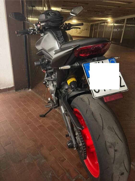 Ducati Monster 937 + (2021 - 25) (5)