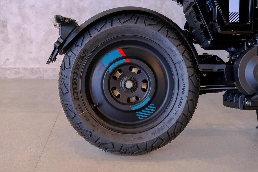 Bmw CE 02 AM (2024 - 25) (5)