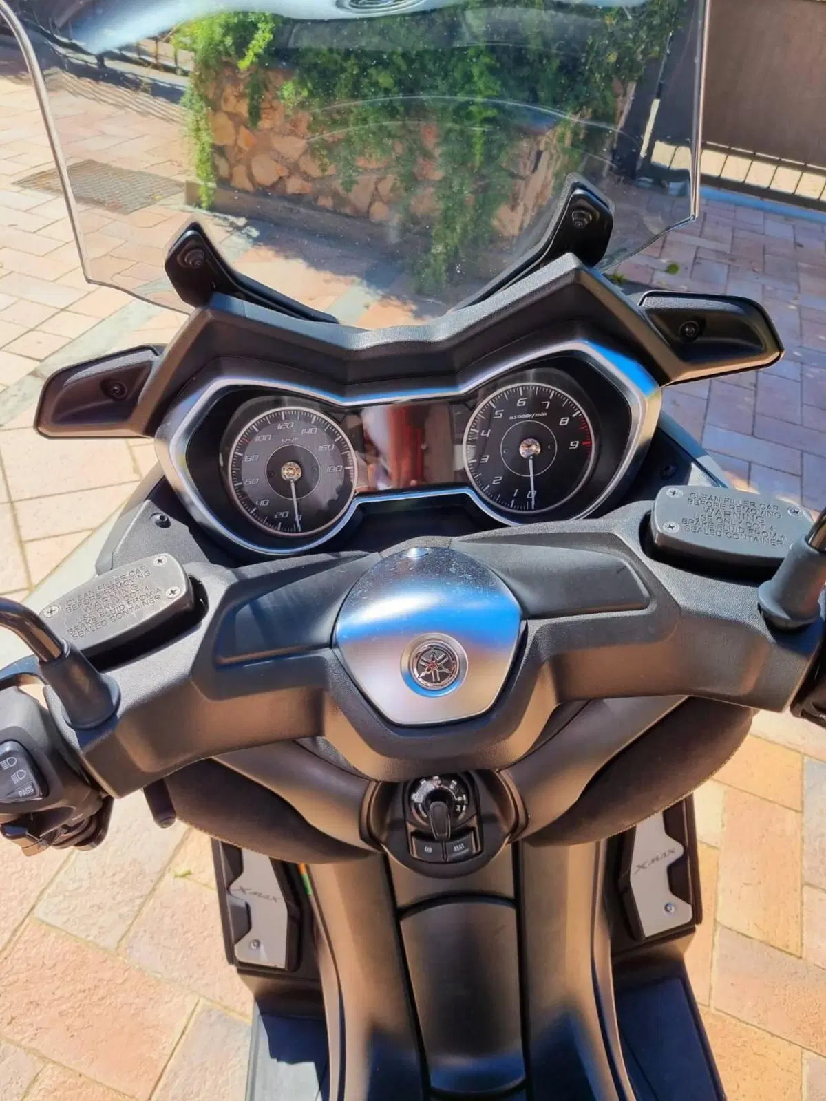 Yamaha X-Max 400 Tech Max (2020) (7)
