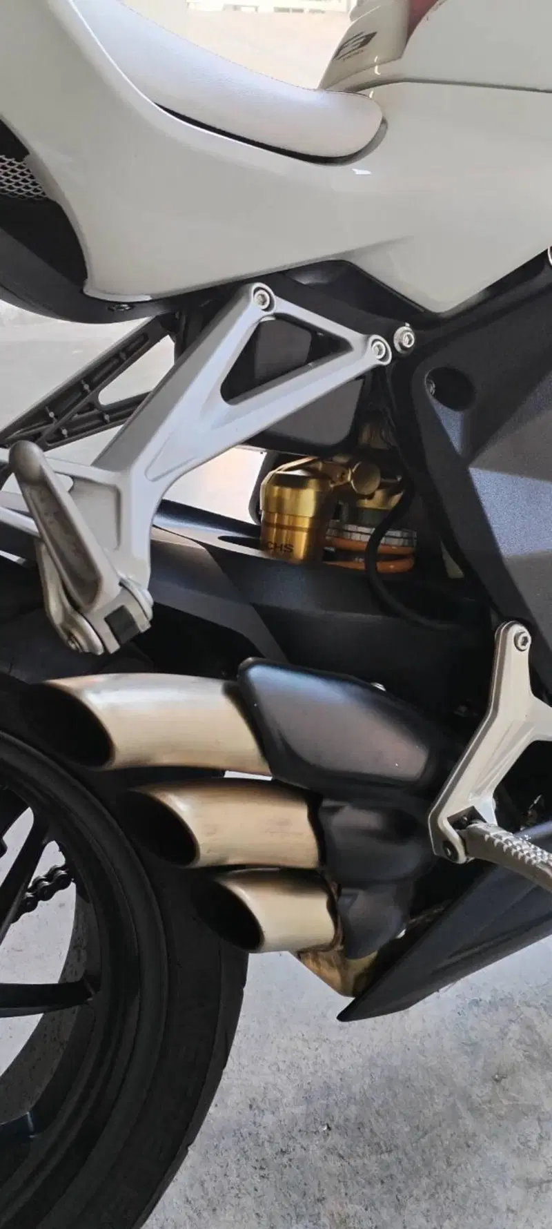 MV Agusta F3 800 EAS ABS (2013 - 17) (10)
