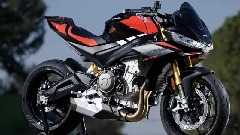 Aprilia Tuono 660 Factory, la videoscheda tecnica: tutto quello che c'è da sapere [VIDEO]