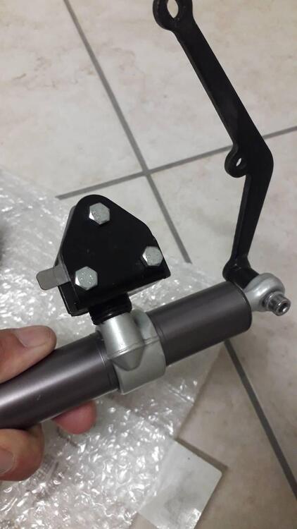 Ammortizzatore di sterzo Ducati