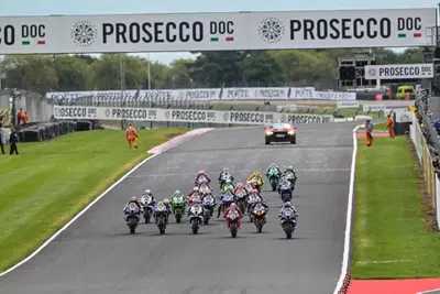 SBK 2025. ORARI TV del GP del Regno Unito a Donington