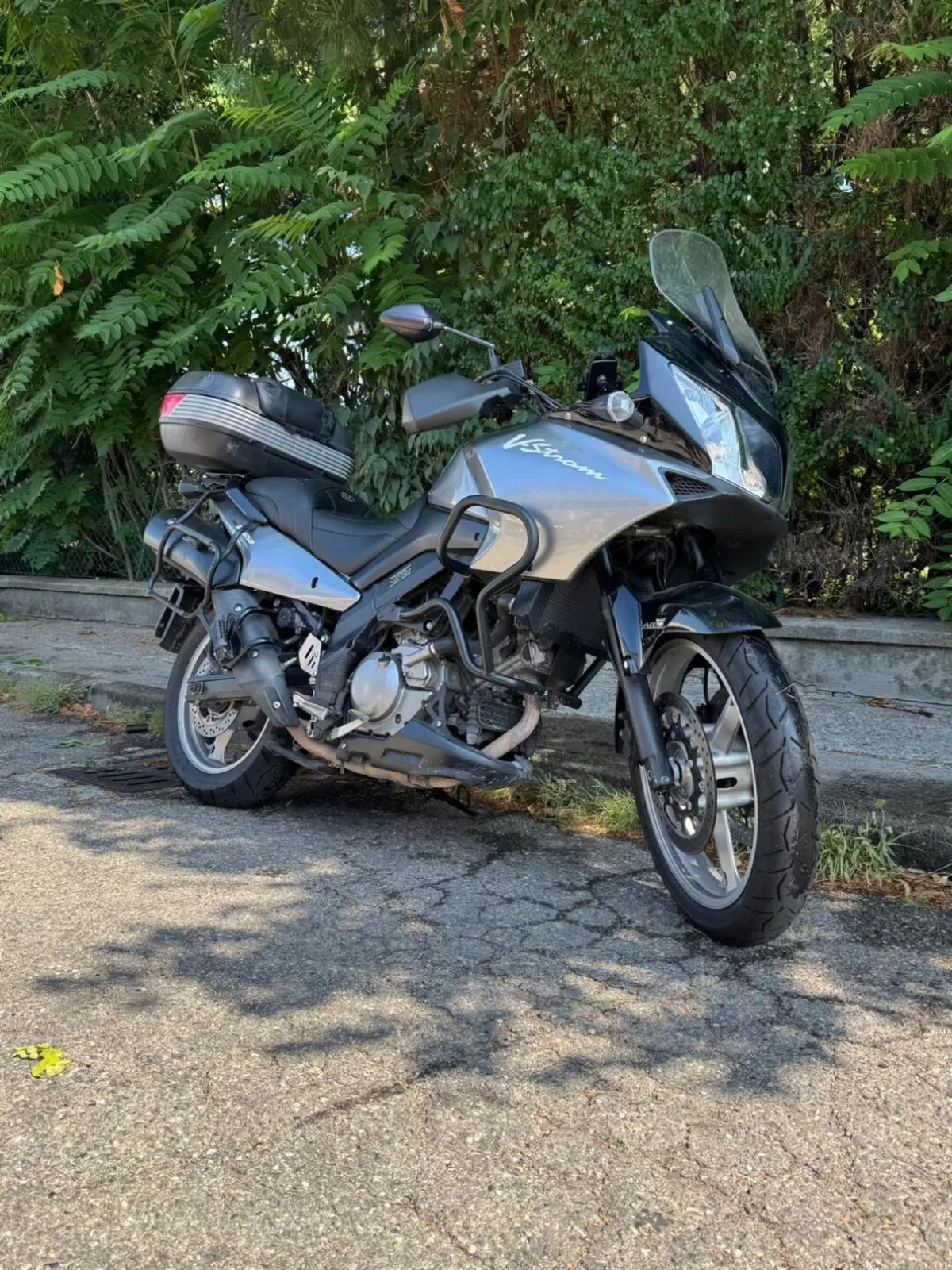 Suzuki V-Strom 650 (2008 - 11) (2)
