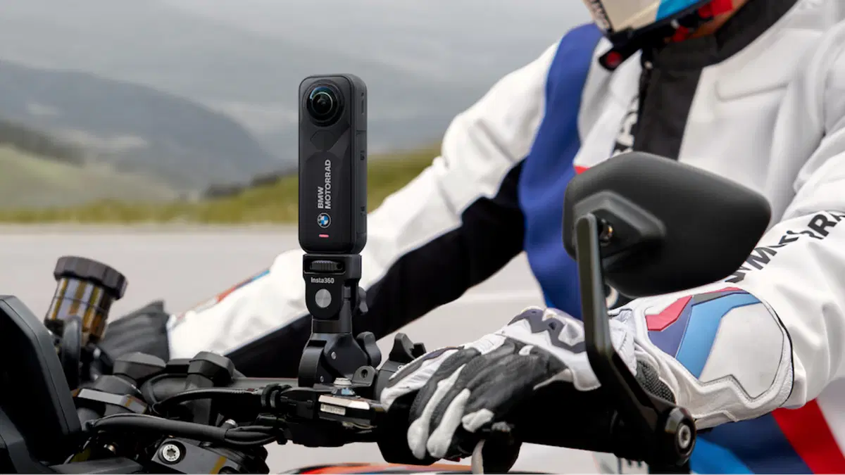 Insta360 X5 edizione BMW Motorrad