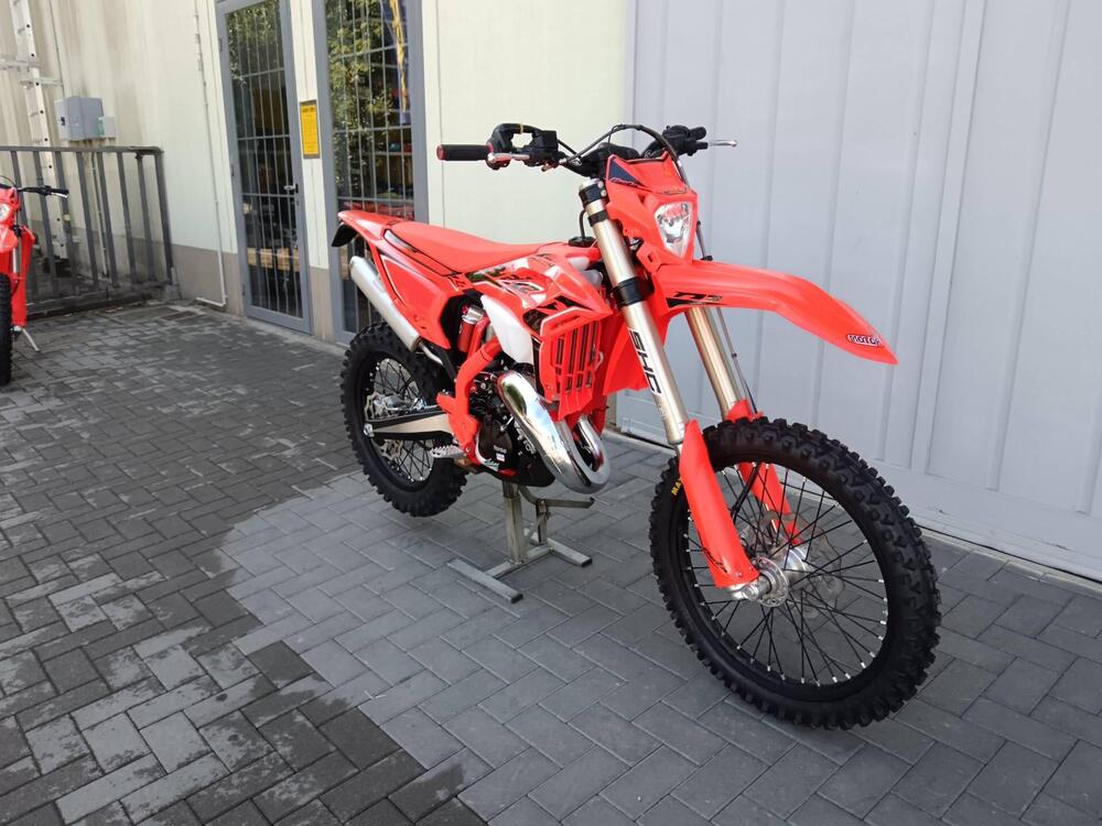 Betamotor RR X-PRO 125 2T Enduro (2026) (3)