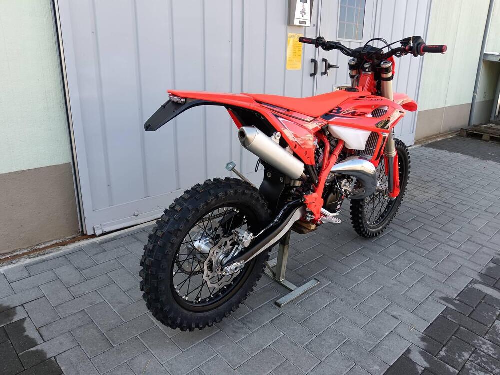 Betamotor RR X-PRO 125 2T Enduro (2026) (5)