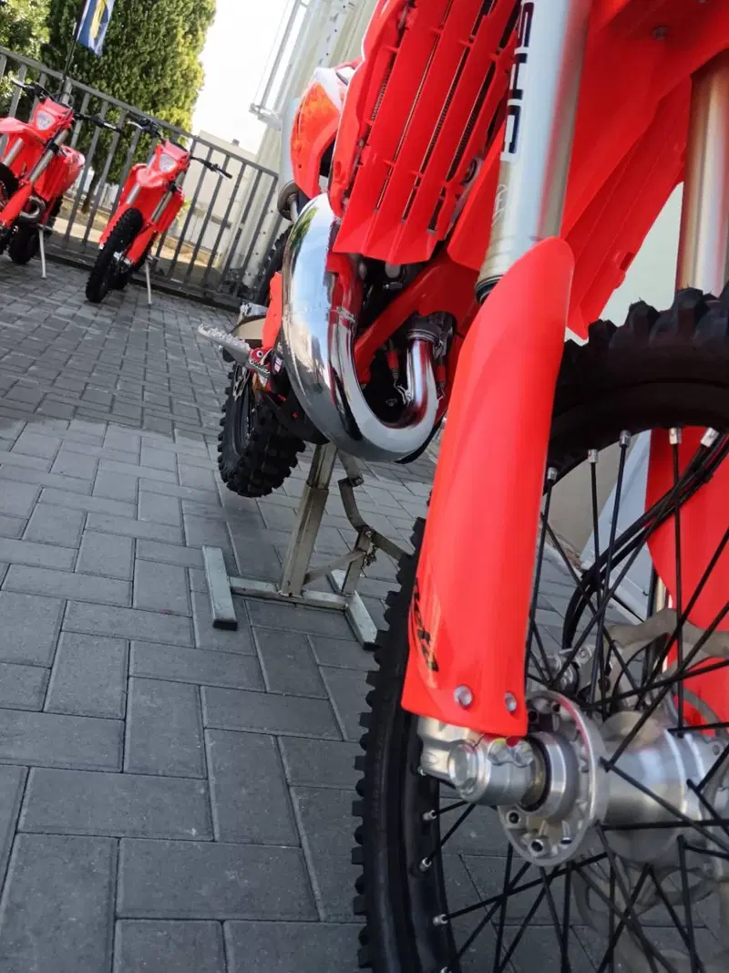 Betamotor RR X-PRO 125 2T Enduro (2026) (13)