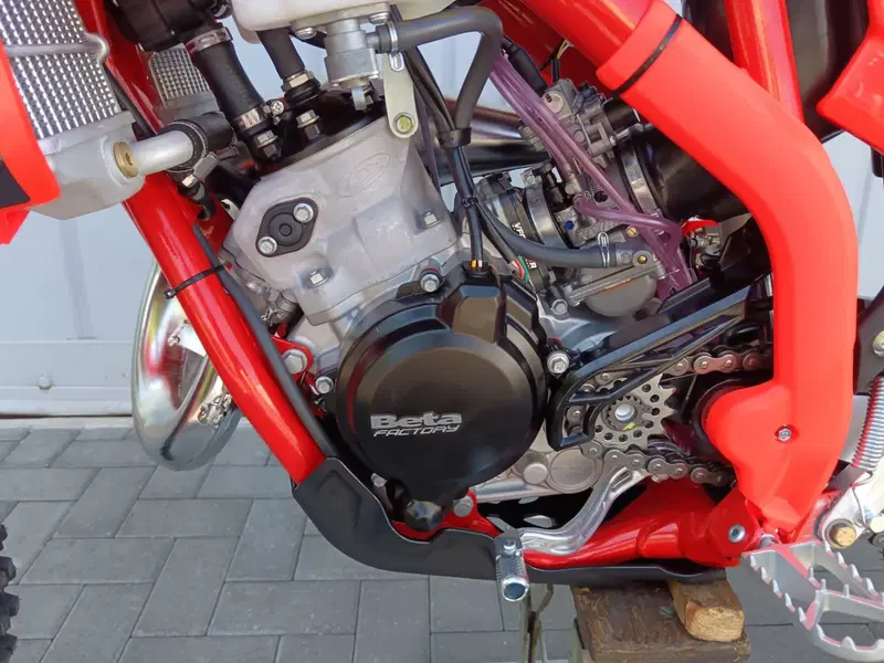 Betamotor RR X-PRO 125 2T Enduro (2026) (8)
