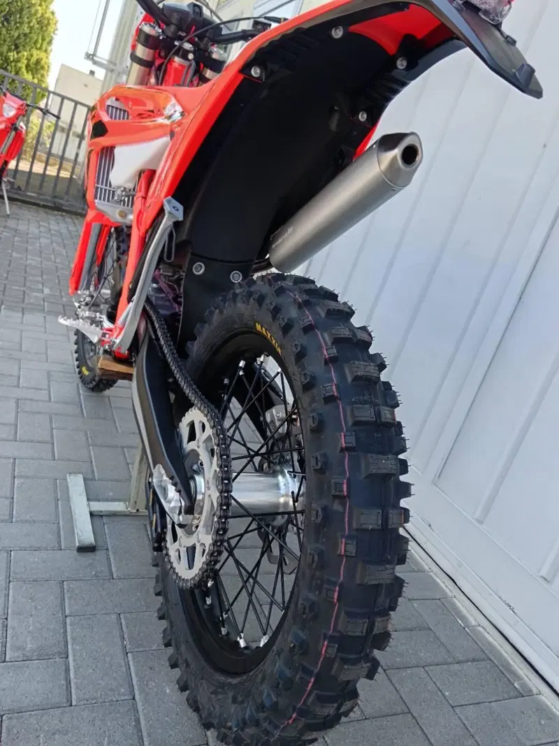 Betamotor RR X-PRO 125 2T Enduro (2026) (16)