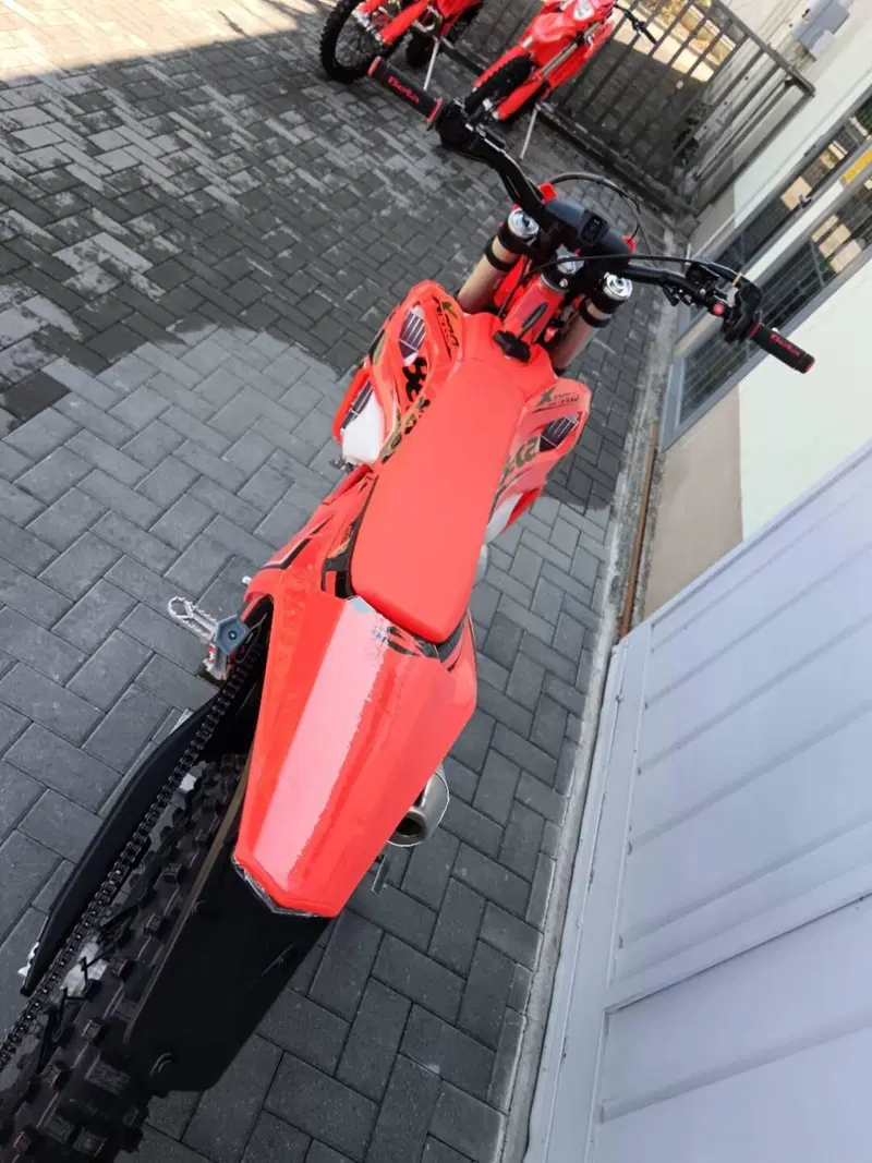 Betamotor RR X-PRO 125 2T Enduro (2026) (18)