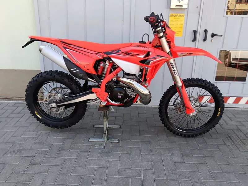 Betamotor RR X-PRO 300 2T Enduro (2026)