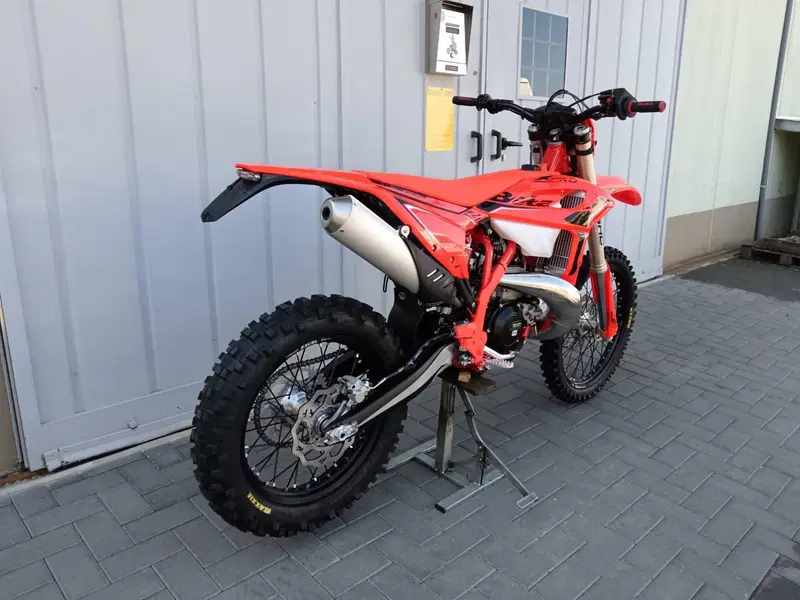 Betamotor RR X-PRO 300 2T Enduro (2026) (5)