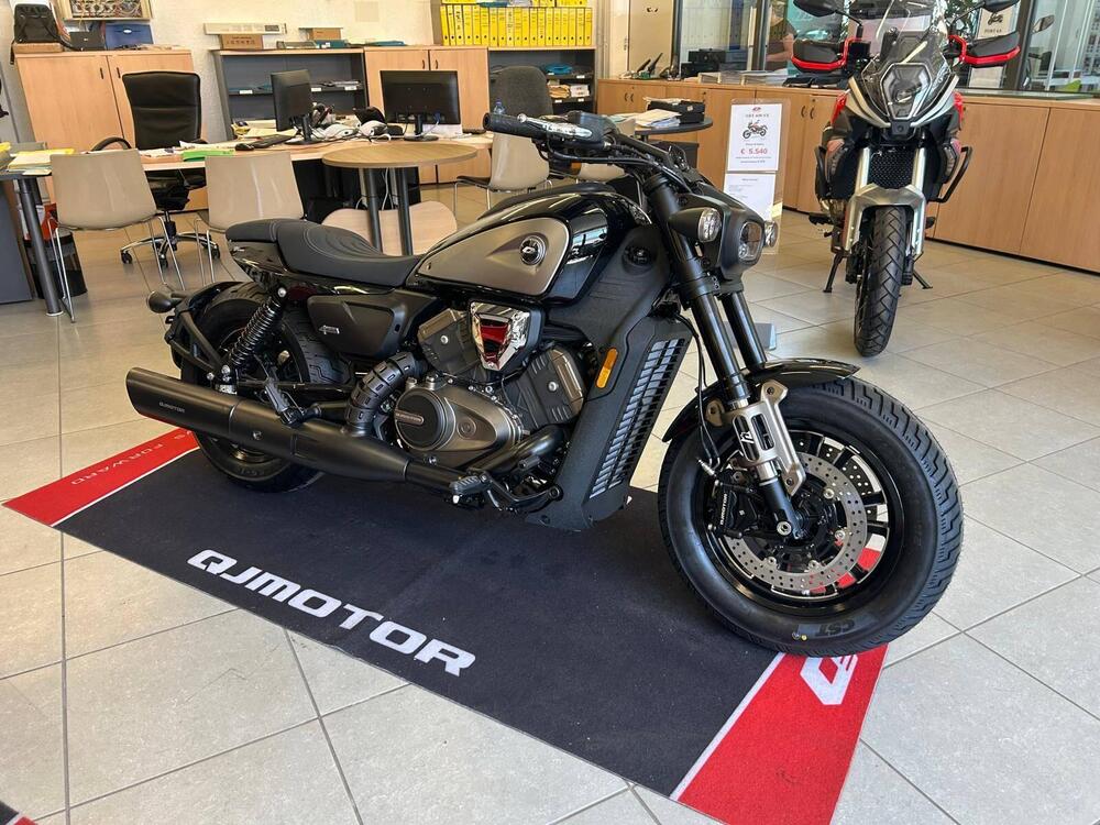 QJ Motor SRV 600 V (2025) (4)