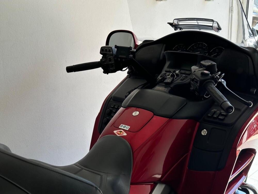 Honda GL 1800 Gold Wing (2012 - 17) (4)