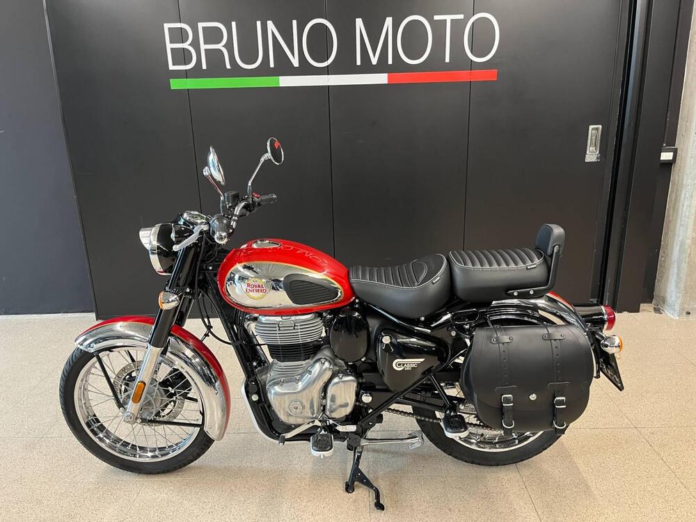 Royal Enfield Classic 350 (2021 - 25) (2)