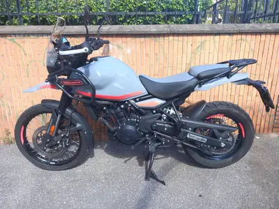 Royal Enfield Himalayan 450 (2024 - 26) usata