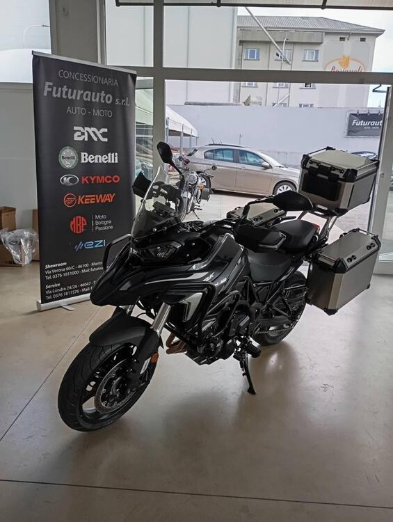 Benelli TRK 702 (2023 - 25) (2)