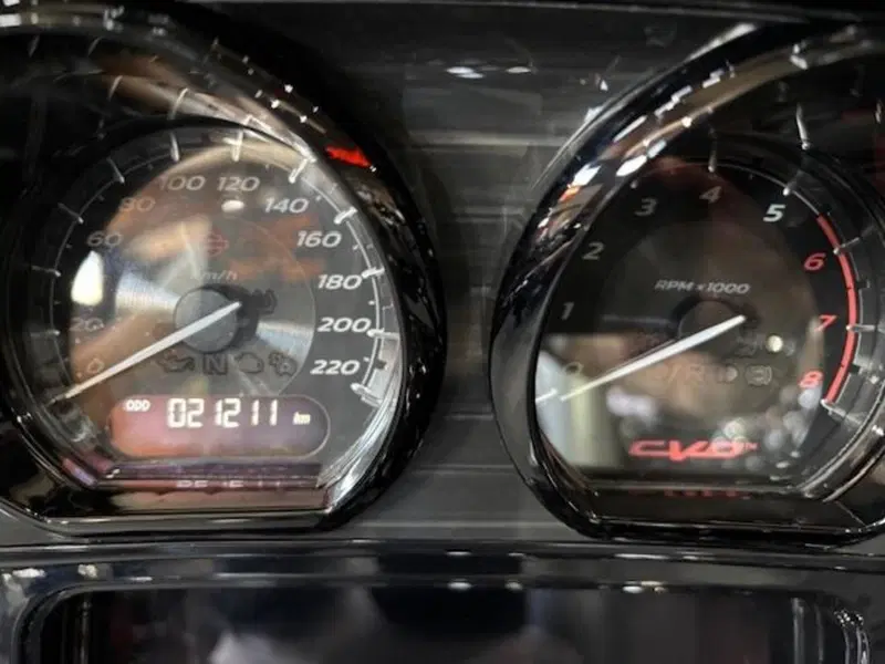Harley-Davidson 117 Street Glide (2022) - FLHXSE (5)