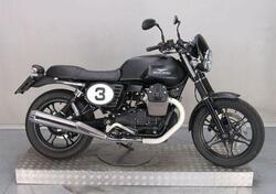 Moto Guzzi V7 II Stone (2015 - 17) usata