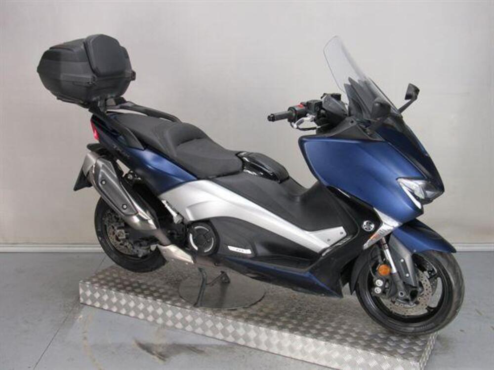 Yamaha T-Max 530 DX (2017 - 19) (2)