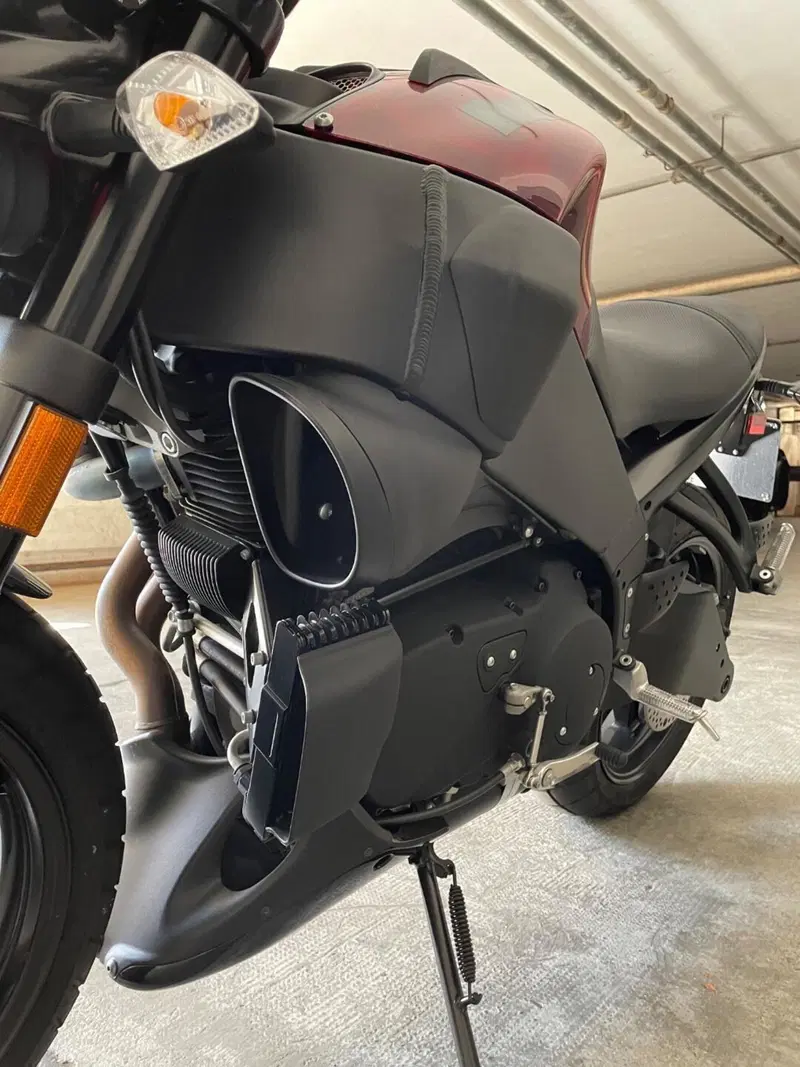 Buell Lightning CityX XB9 SX Total Black (2009 - 11) (10)